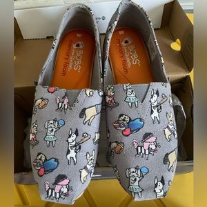 Bobs suede shoes (dogs).